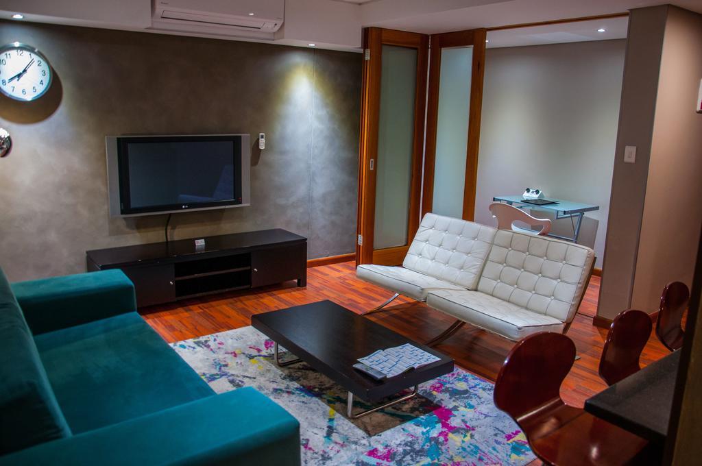 Aparthotel Circa Luxury